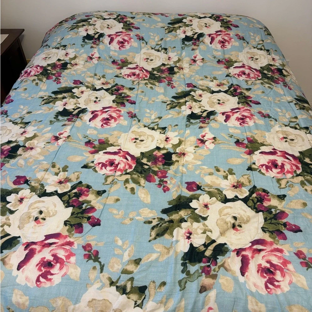 Vintage Comforter Elegant Floral Bedspread Cottage Vintage Quilt Pink Cream Rose
